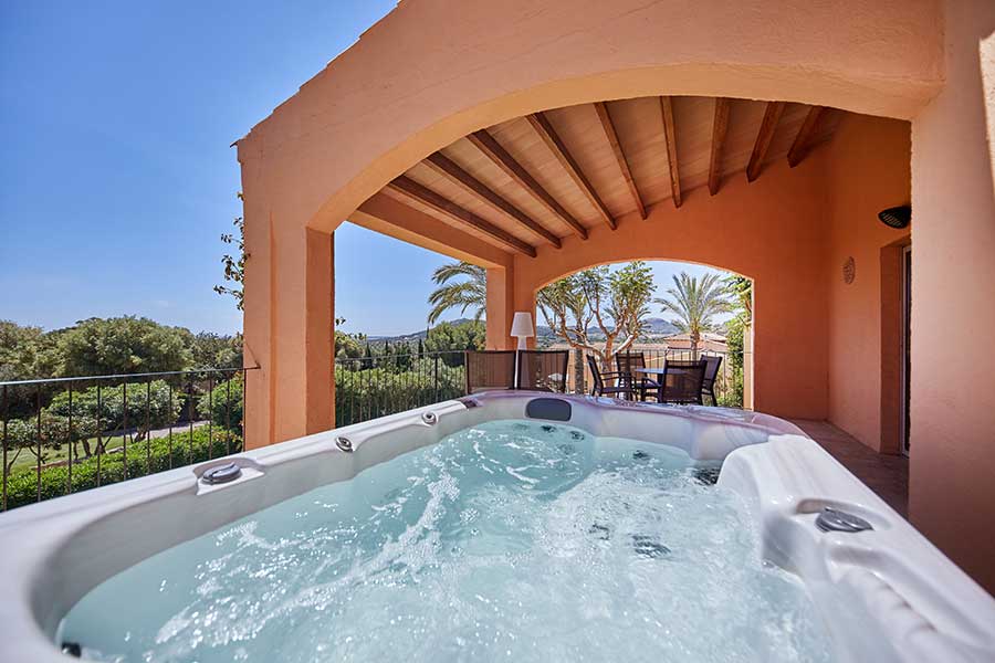 suite deluxe jacuzzi pula suites boutique resort suite deluxe jacuzzi pula suites boutique resort