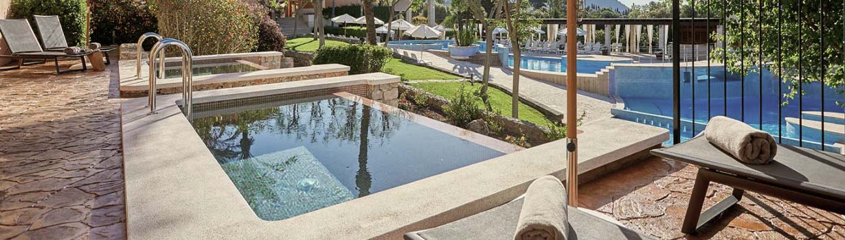 grand suite swim up pula suites boutique resort