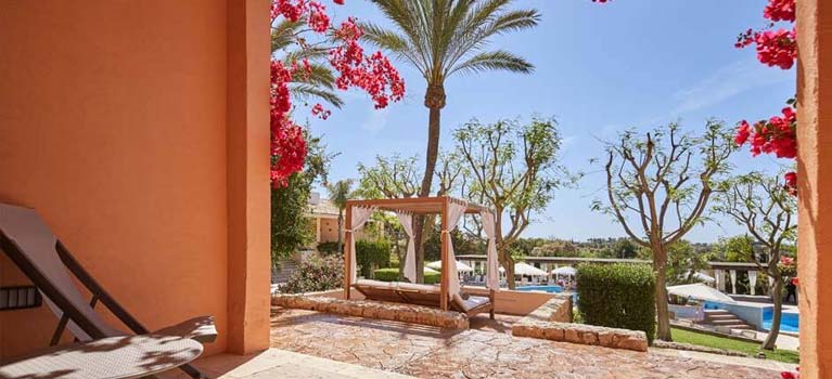 suite deluxe jacuzzi pula suites boutique resort